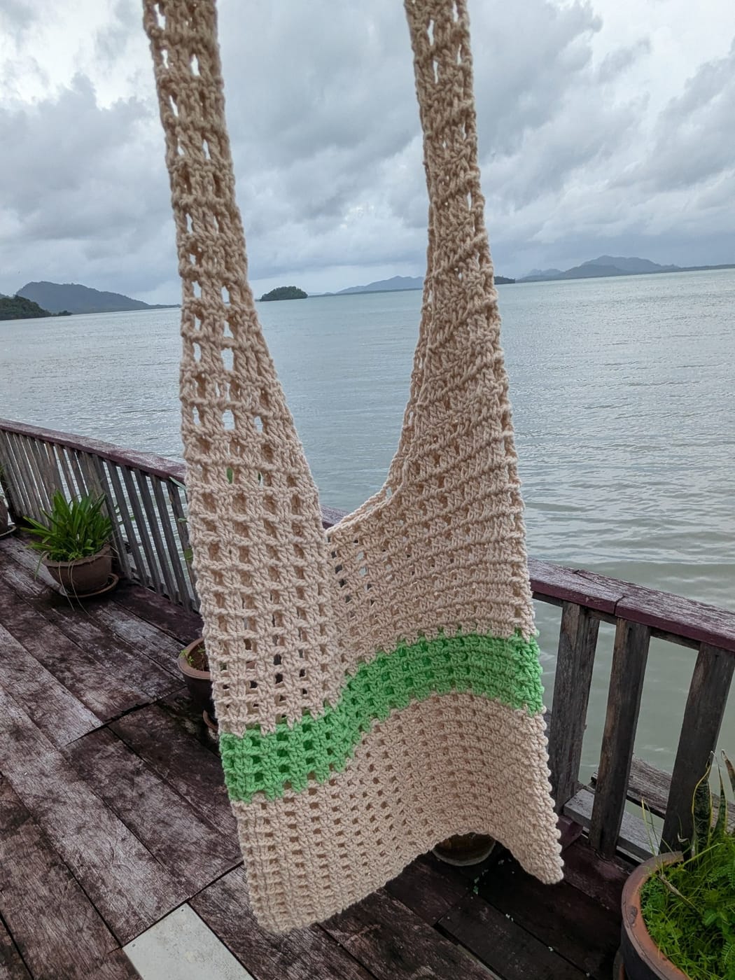 The Long Beach, Open-Net Beach Sling, Palm Stripe